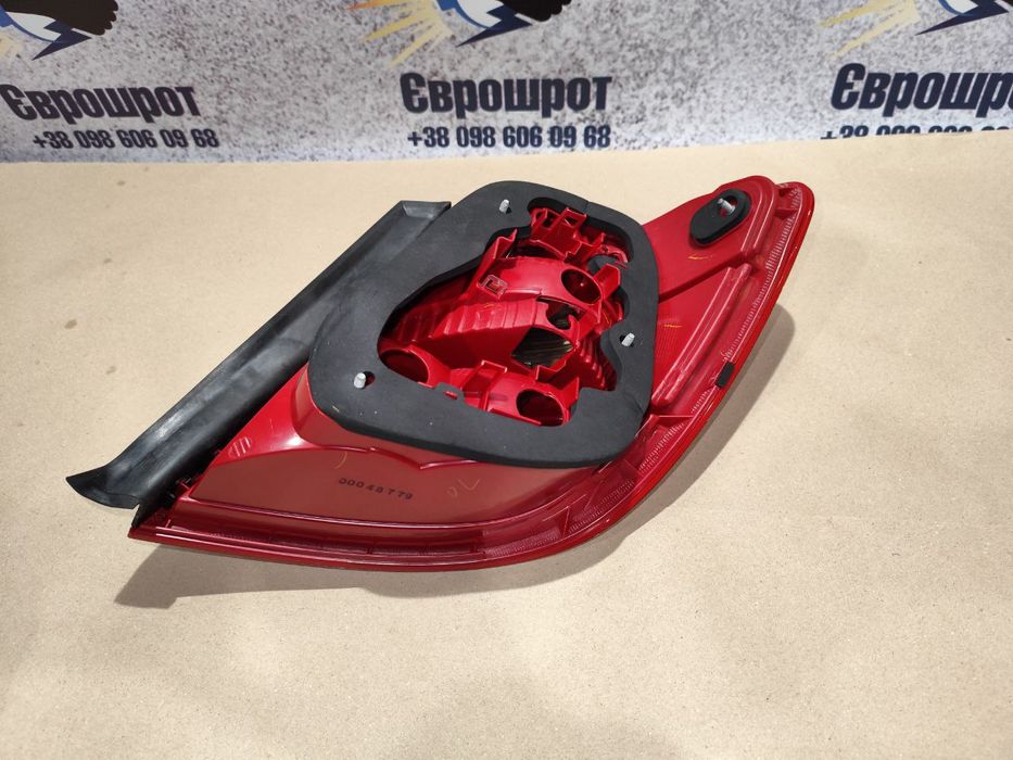 Ліхтар фара задній лівий Mercedes Benz C-Class