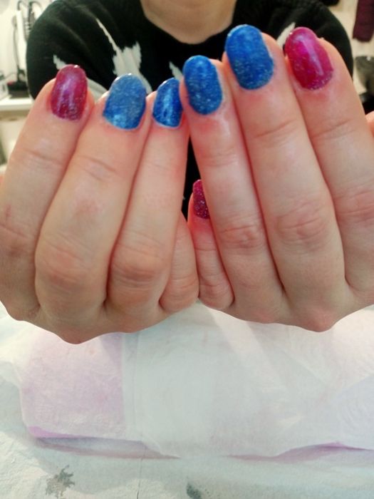 Paznokcie hybrydowe 65