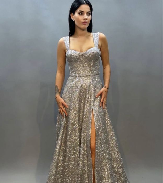 Випускна довга сукня