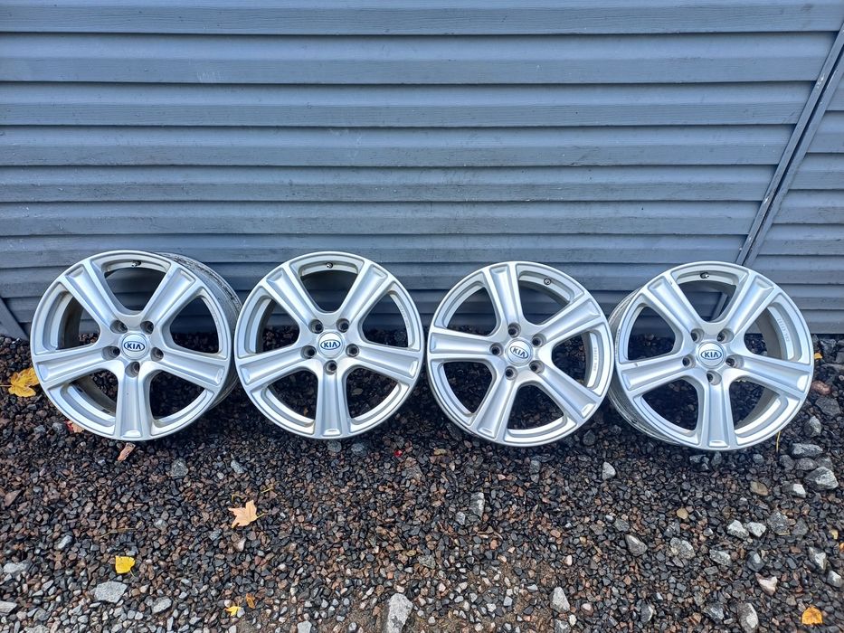 Комплект легкосплавних дисків KIA 5/114.3 R17