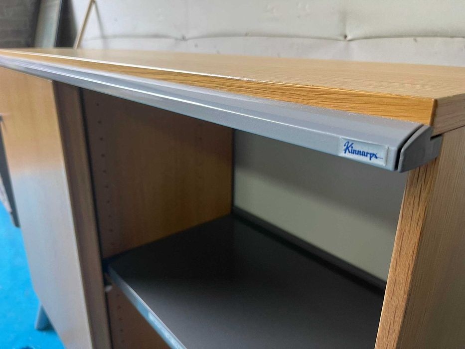 Komoda szafa biurowa Kinnarps drzwi przesuwne 95x120x42 duża ilość