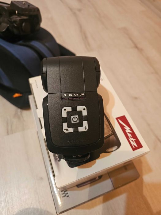 Продам Olympus E- 420