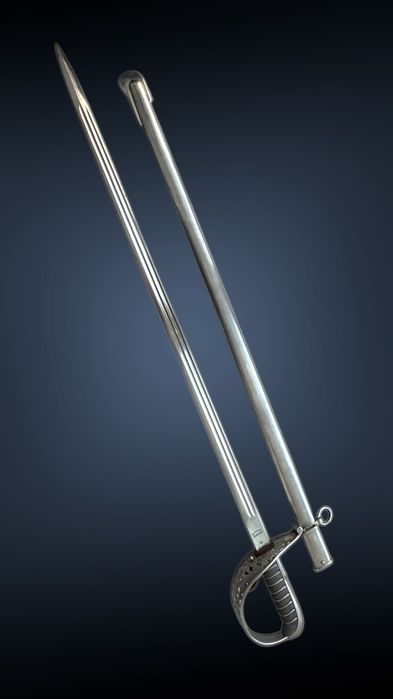 Антикварна зброя шабля кортик шашка тесак кинжал шпага палаш сабля меч