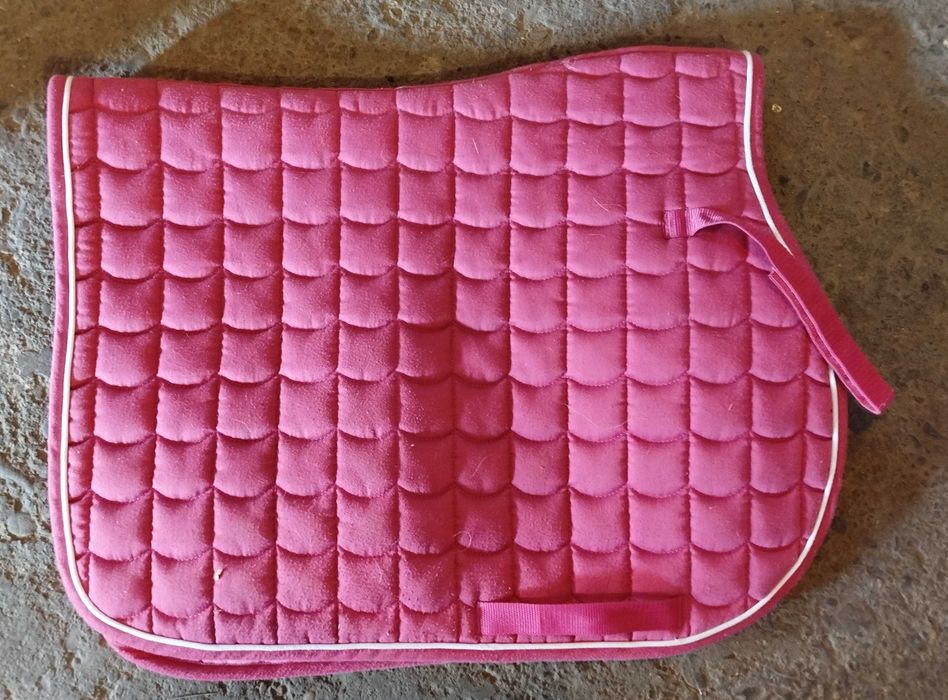 Sprzedam 3 czapraki Full