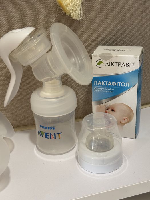 Молоковідсмоктувач Philips Avent + подарунки