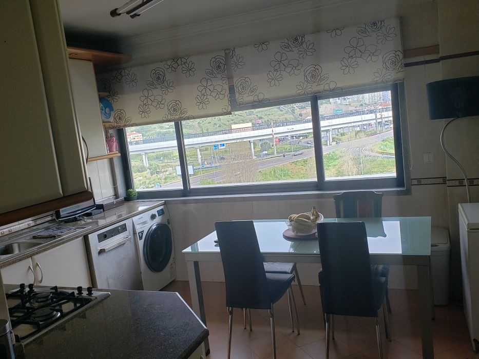 Apartamento T3 em Odivelas com BOX 2 carros.NÃO ACEITO IMOBIL