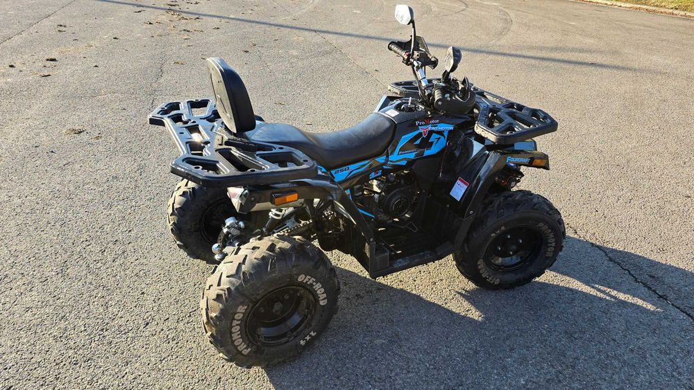 Quad Fourcraft 250 super stan !