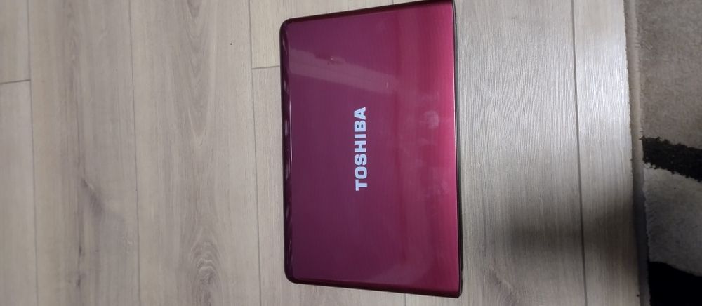 Ноутбук Toshiba Satelit