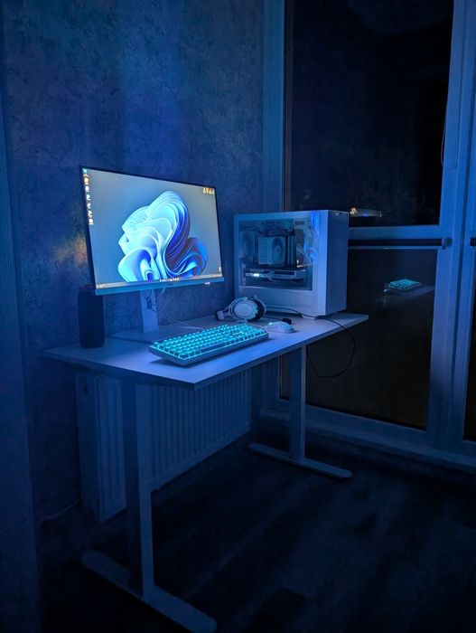 Ігровий ПК +стіл