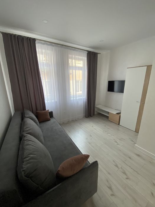 Подобова оренда. Студія. Центр. Вул. Колесси