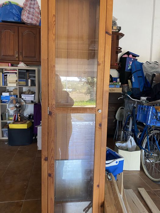 Vitrine em bom estado