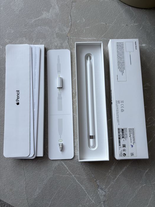 Apple Pencil Rysik 1st Gen Bialy lighting