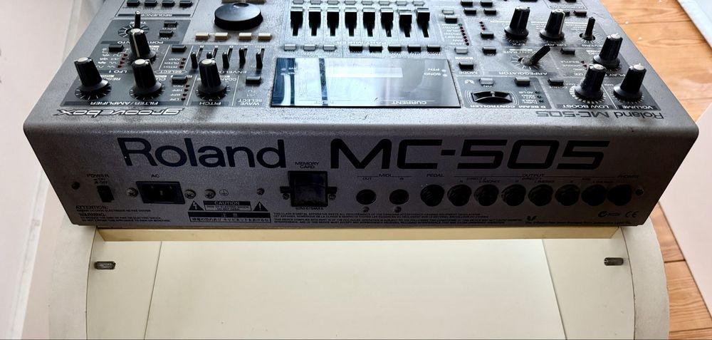 roland mc 505 - Instrumentos musicais | OLX Portugal