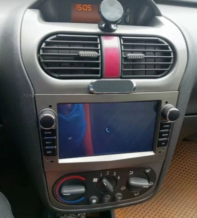 Штатна Магнітола Mekede  Opel Vectra C Astra H Zafira B Meriva Vivaro