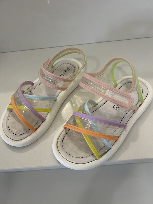 Colorful / Multicolor Sandals, Size 31