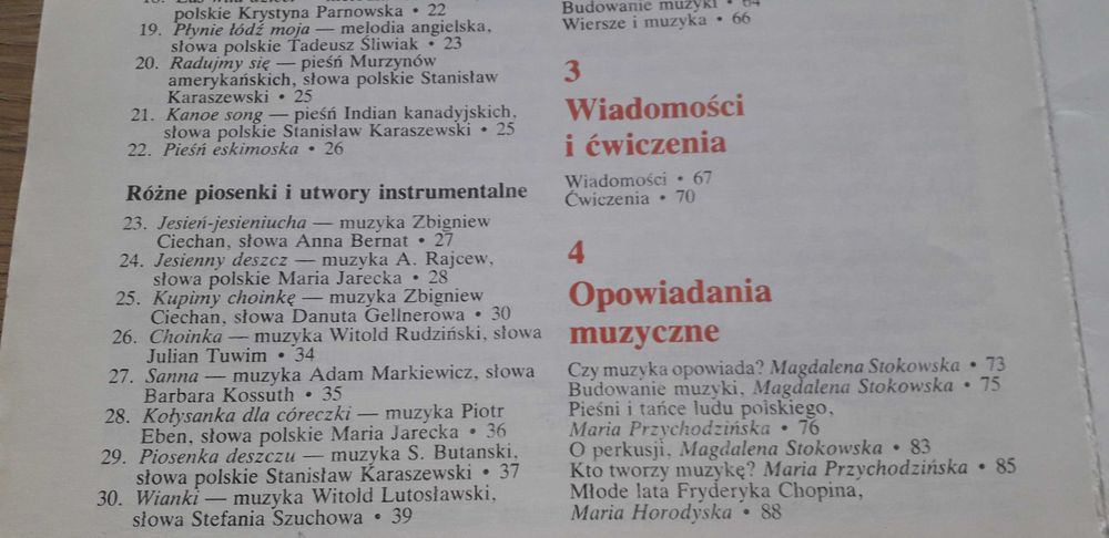 Podręcznik Muzyka klasa 4 SP, wydanie 1994, stan bardzo dobry