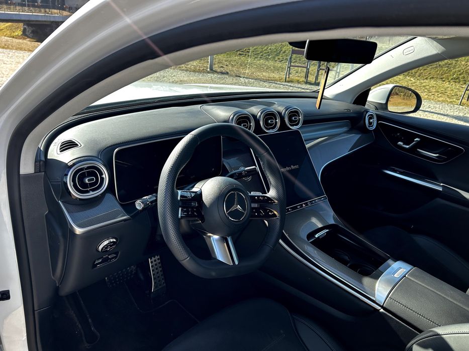Auto do ślubu | Biały Mercedes GLC Coupé AMG