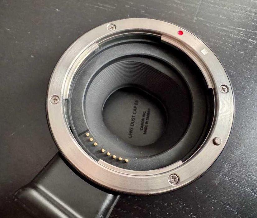 Canon - oryginalny adapter EOS EF / EF-S na EOS M Adapter EF-EOS M