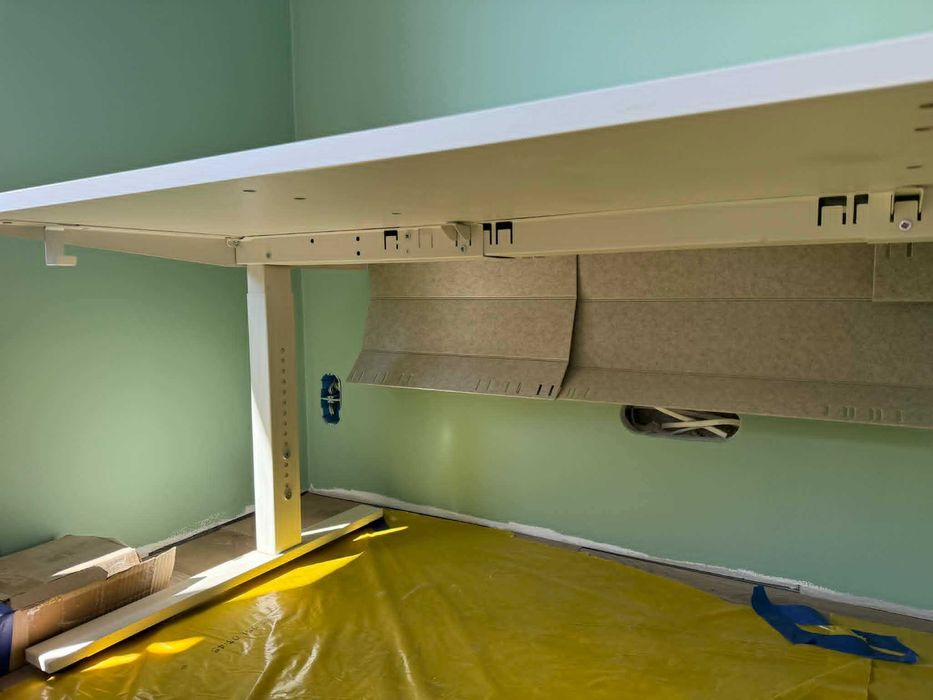 Biurko Mittzon Ikea. Duże.  160x80cm. Tanio !