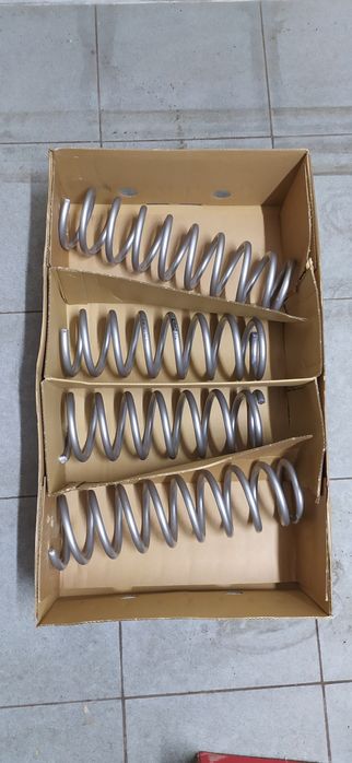 Molas de suspensão Eibach Pro-Lift Kit para Suzuki Jimmy