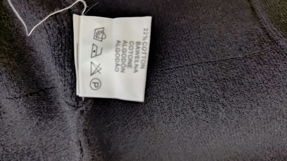 Sweter damski czarny nowy