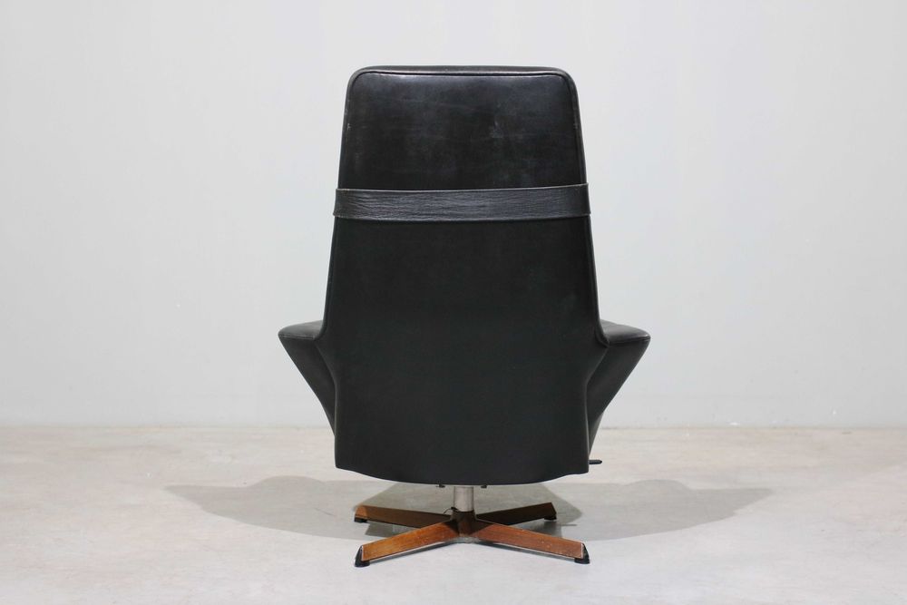 Poltrona com pousa pés Madsen & Schubell | Modelo MS-30