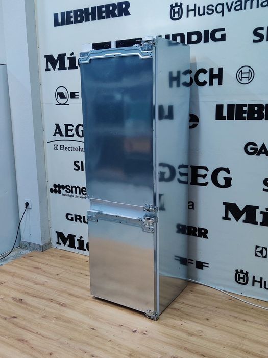 Вбудований холодильник Miele™ KD 7724 E ACTIVE. GERMANY. 2022рік.