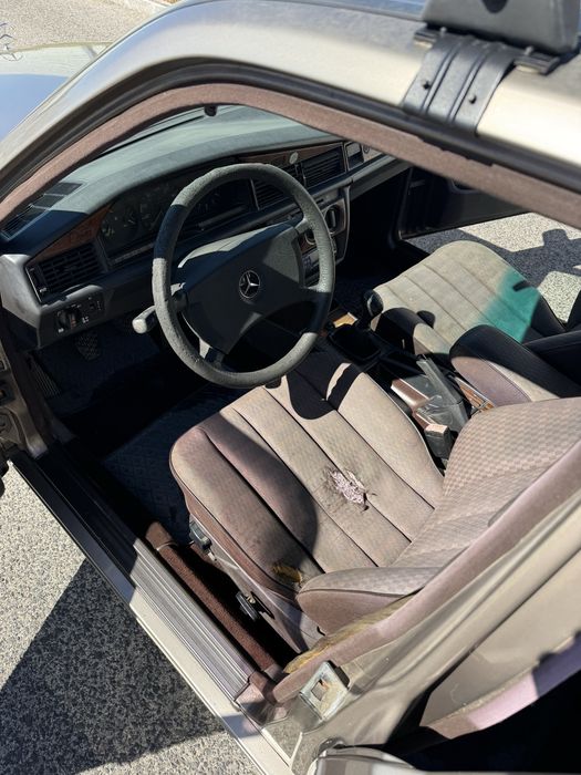 Mercedes Benz 190d — photo 2
