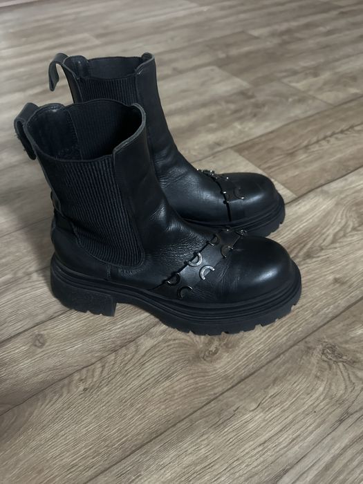 Ботинки 38 р.