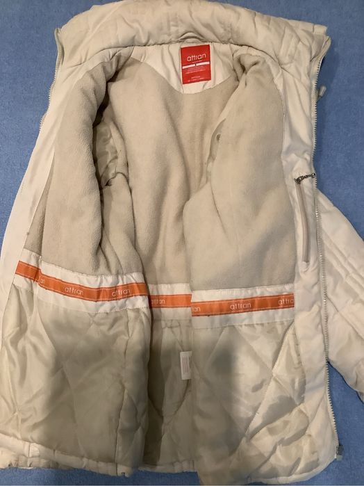 Zimowa damska kurtka z odpinanym kapturem Attran r.S. W.F.K.