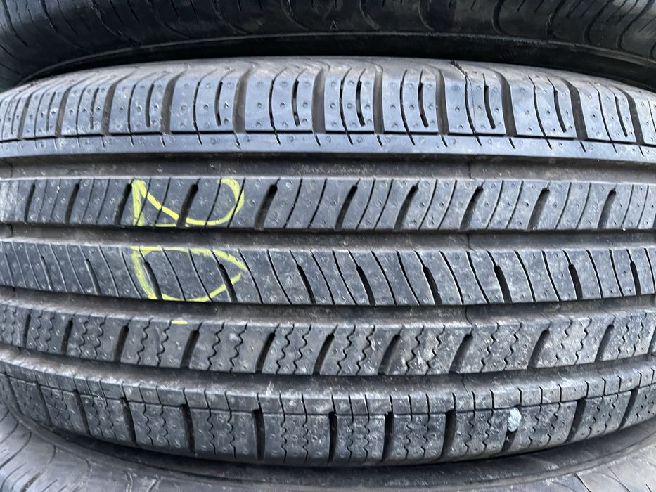 Нові шини всесезонні 235/75R15 KUMHO 4шт  комплект