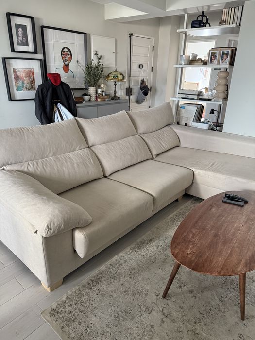 Banak Sofa with Chaise Longue