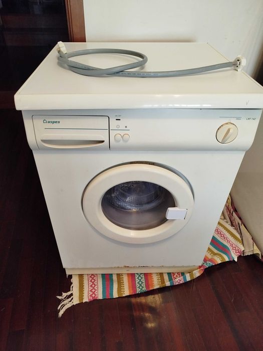 Máquina de lavar roupa Aspes LAF-142 5Kg– 40€ (negociável)