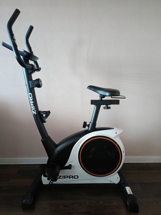 Rowerek stacjonarny Zipro Nitro RS.