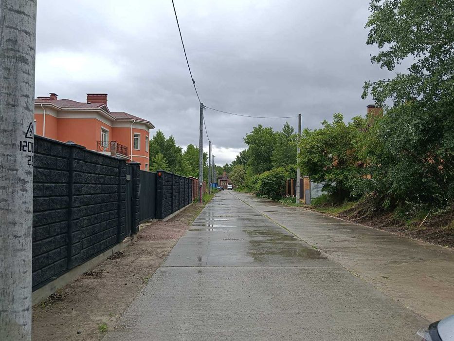 Ділянка в Києві 10 соток. Мальовничі місця, річка. Охорона. с.Троєщина