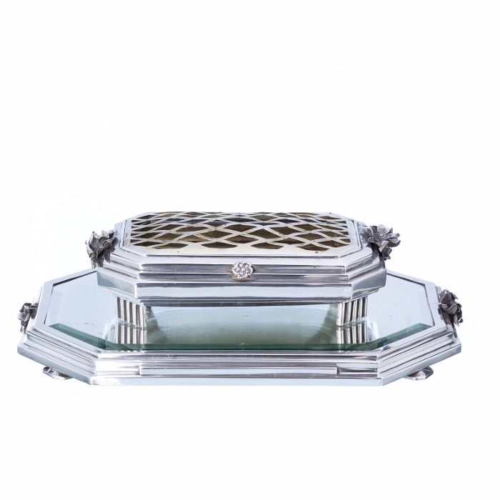 Floreira com plateau art deco em prata