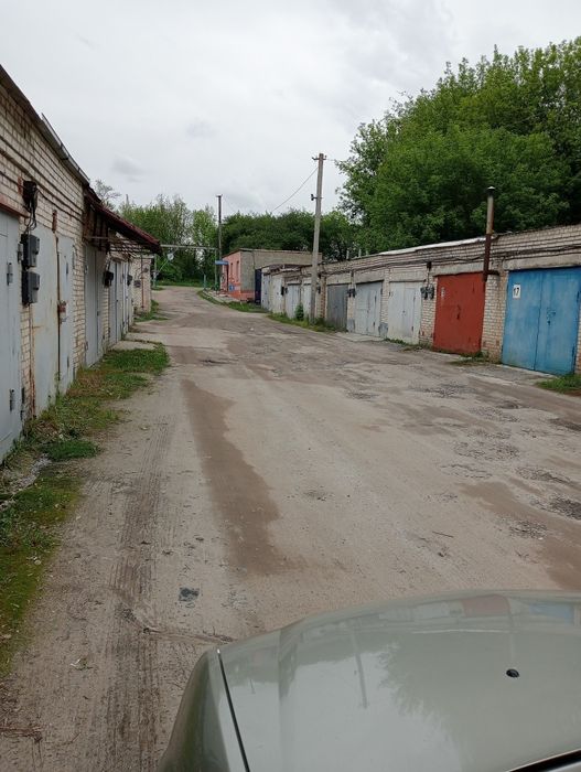 Продам гараж авто кооператив ,Радуга. Проспект Перемоги.