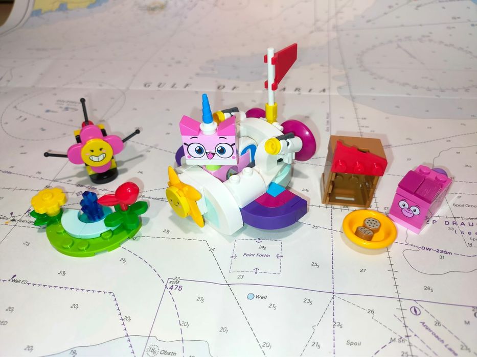 LEGO Unikitty 41451 Chmurkowy pojazd Kici