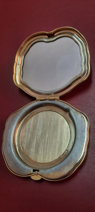 Caixa Estée Lauder pó de arroz