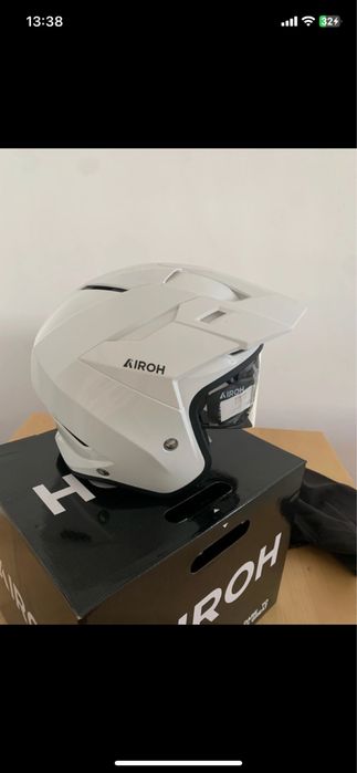 Capacete Airoh Novo