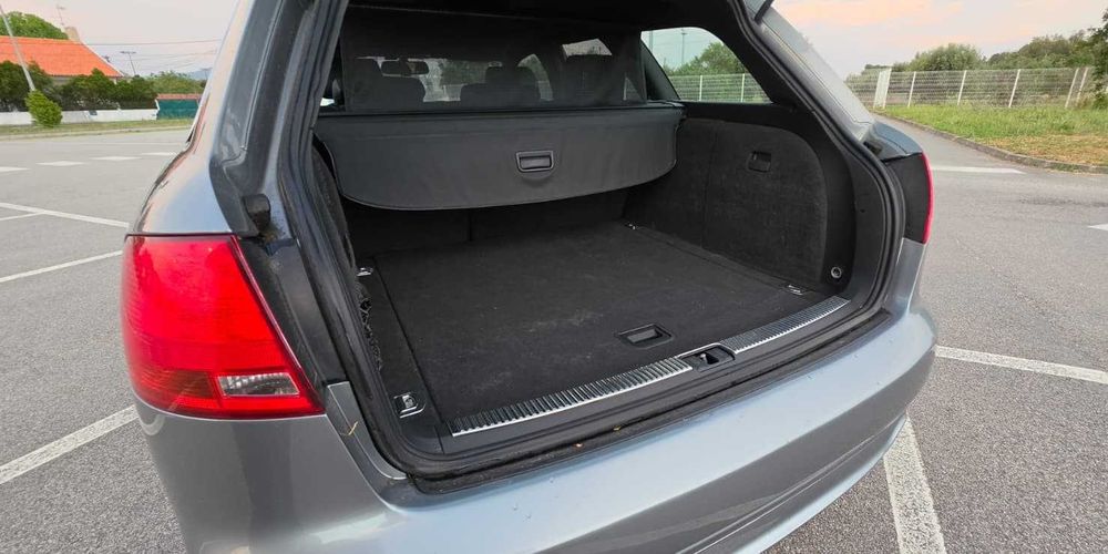 Audi A4 Avant S-LINE