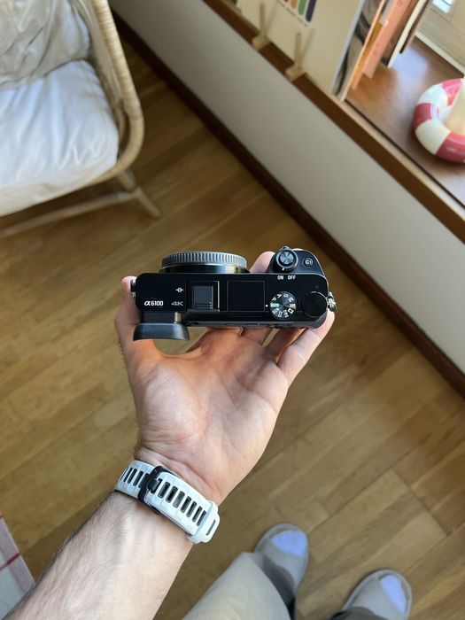 Sony a6100 corpo