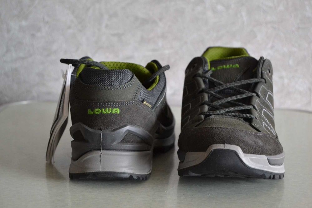 Треккинговые ботинки кроссовки Lowa  ОРИГИНАЛ
