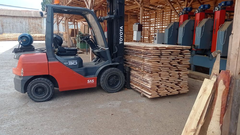 Навантажувач вилковий Toyota 02-8FGF30