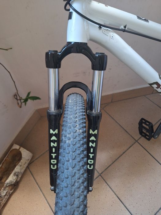 Manitou circus sport