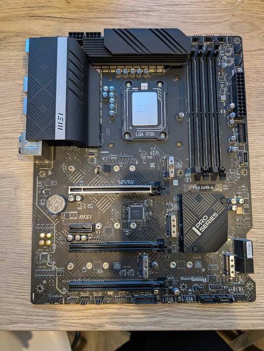 материнська плата MSI Pro Z690-A DDR5 s1700