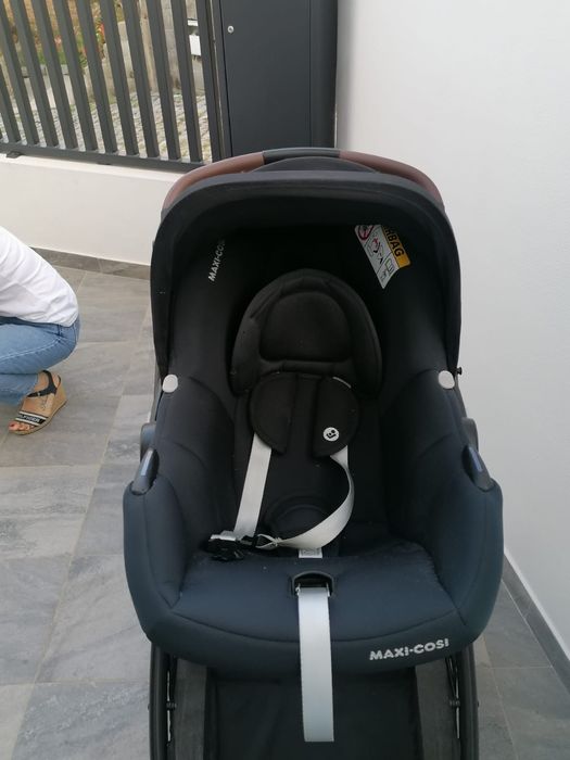 Carrinho de bebé 3 em 1