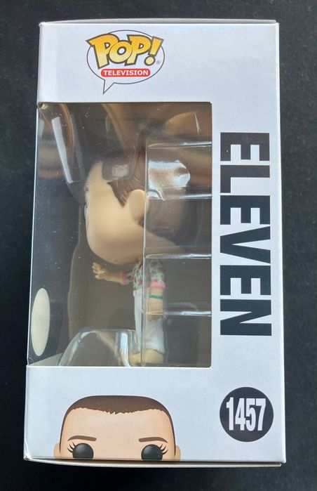 Stranger Things Eleven 1457 Chase Funko Pop