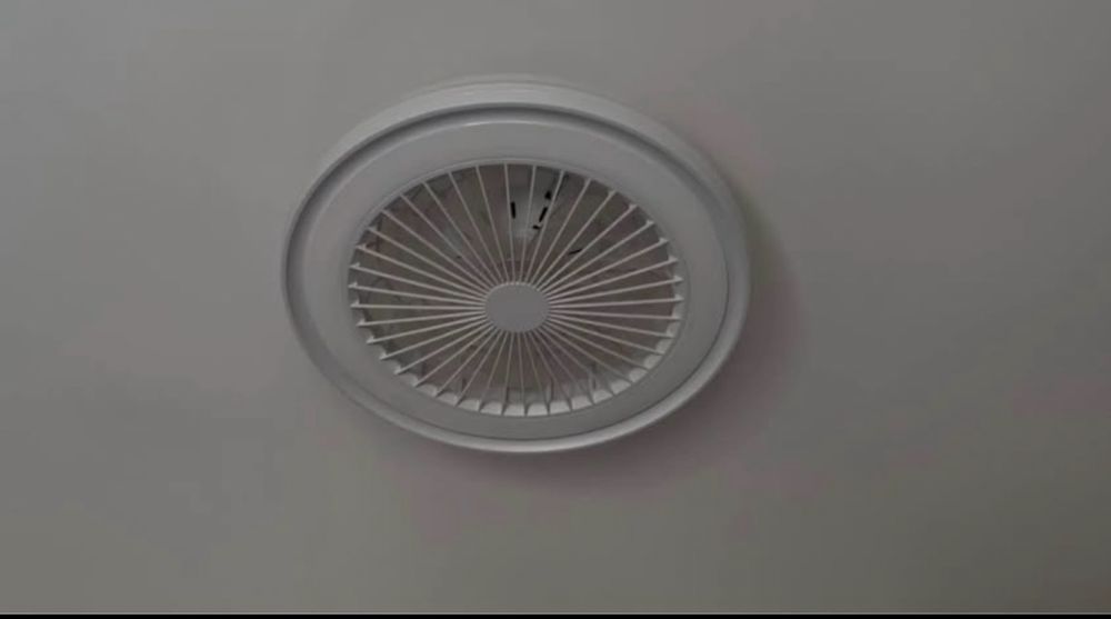 Ventoinha teto com LED