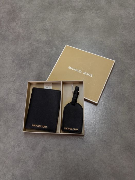 Zestaw podróżny Michael Kors NOWY ORYGINAŁ Etui na paszport Zawieszka